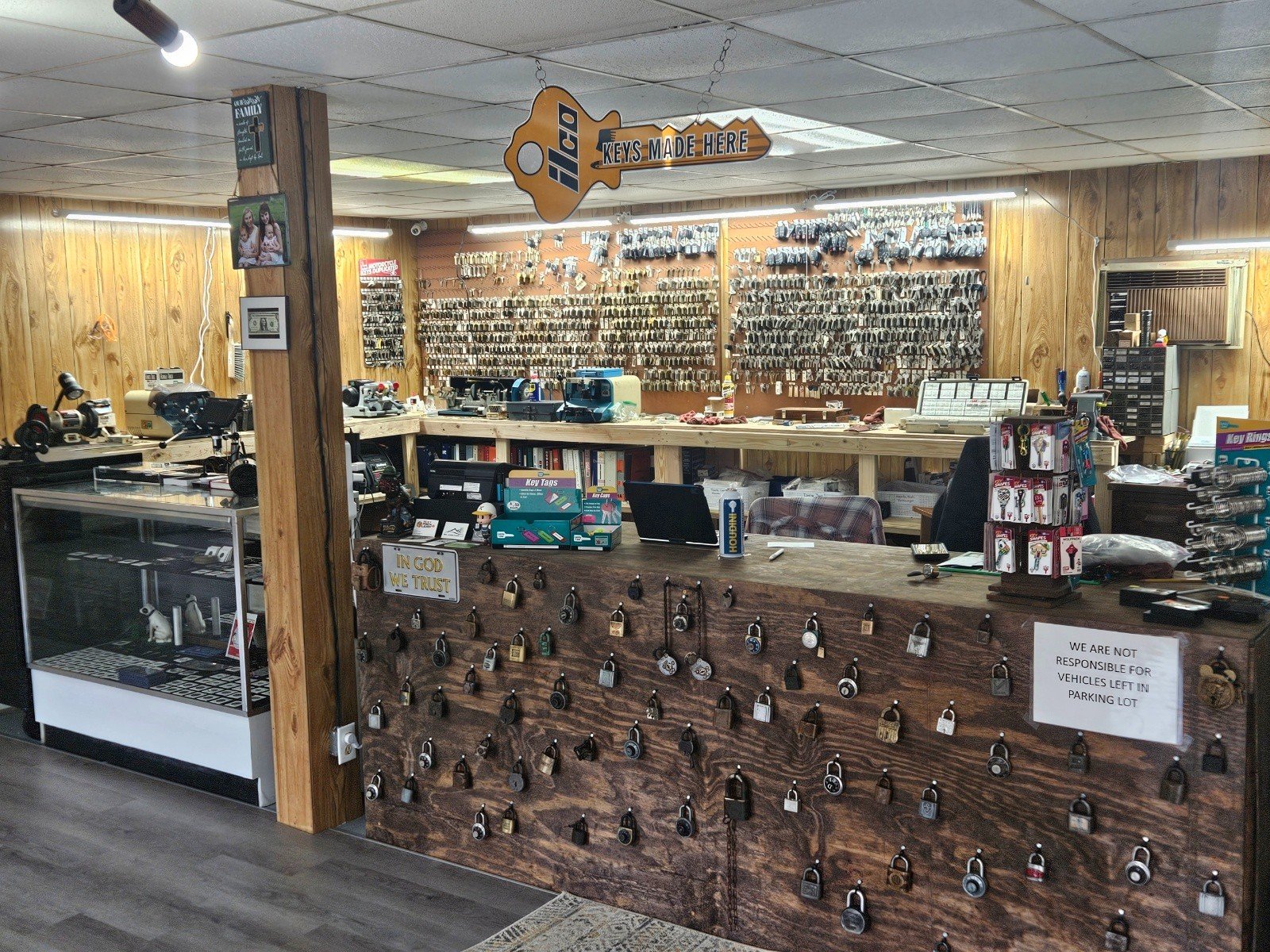 Jack's Locksmith Shop 5994 US-19E N, Burnsville, North Carolina